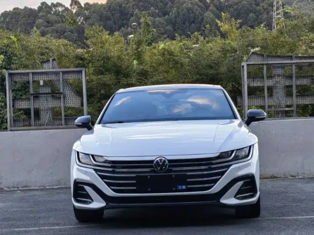 Volkswagen CC — Фото автомобиля 2