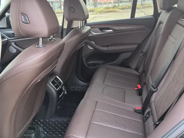 BMW X3 — Фото автомобиля 13