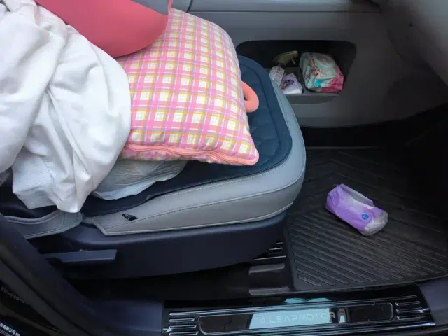 Leapmotor A10 — Фото автомобиля 8