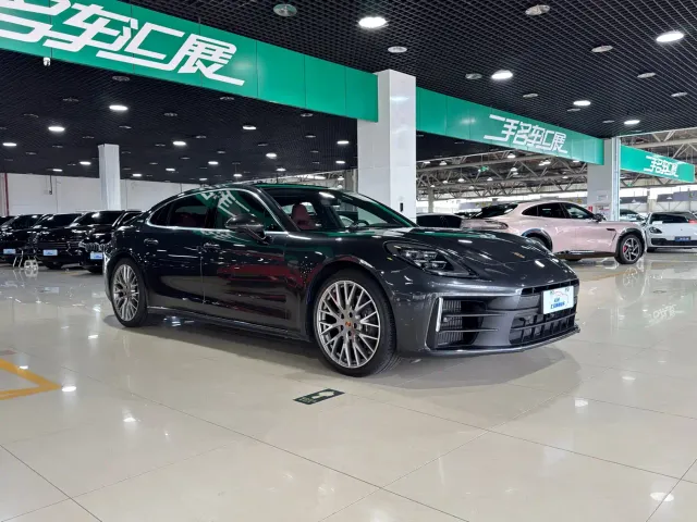 Porsche Panamera — Фото автомобиля 3