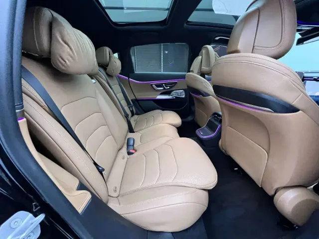 Mercedes-Benz E-Class — Фото автомобиля 7