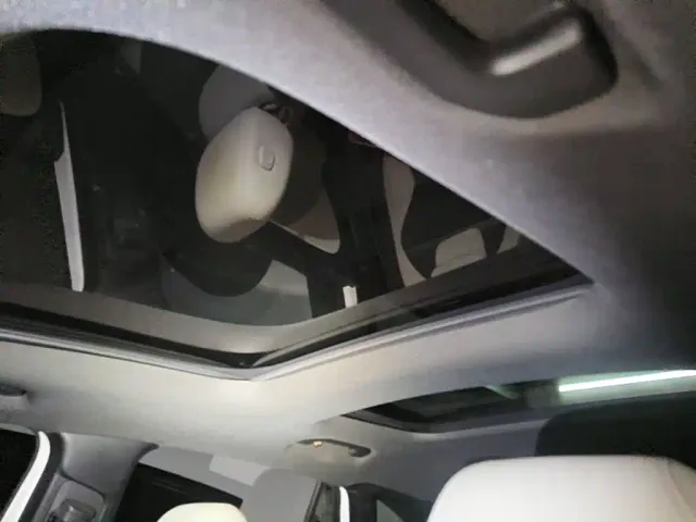 Mercedes-Benz EQA — Фото автомобиля 14