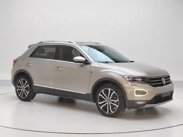 Volkswagen T-Roc — Фото автомобиля 5