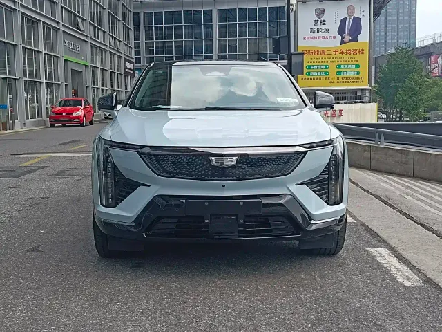 Cadillac Optiq — Фото автомобиля 2