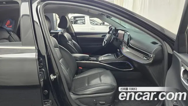 Hyundai Grandeur New — Фото автомобиля 11