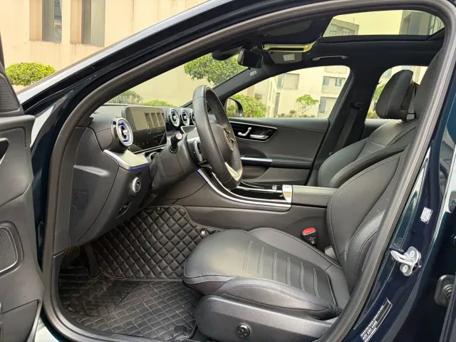 Mercedes-Benz C-Class — Фото автомобиля 6