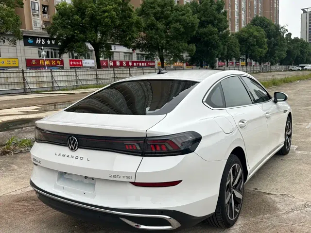 Volkswagen Lamando — Фото автомобиля 7