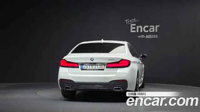 BMW 5 Series G30 — Фото автомобиля 4
