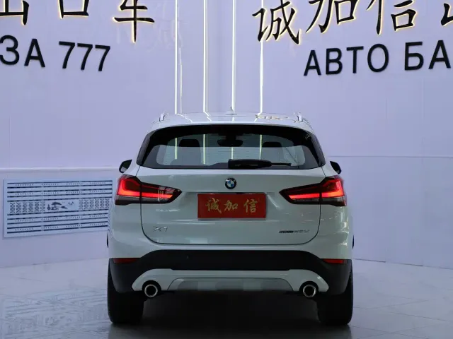 BMW X1 — Фото автомобиля 5