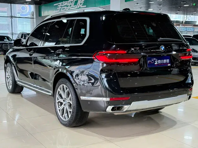 BMW X7 — Фото автомобиля 16