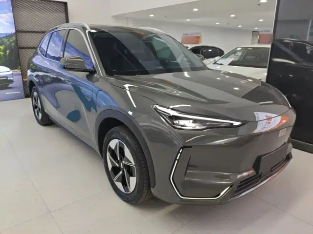 Geely Galaxy E5 — Фото автомобиля 3