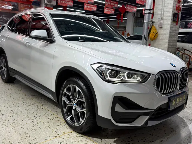BMW BMW X1 2022 sDrive20Li Fashion — Фото автомобиля 3