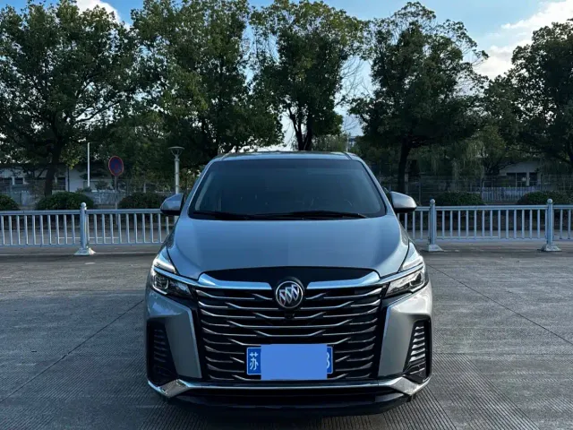 Фотография автомобиля — Buick GL8