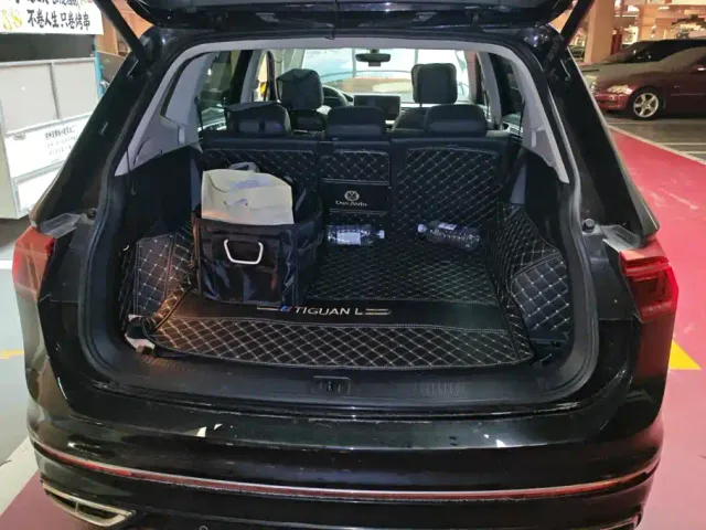 Volkswagen Tiguan L — Фото автомобиля 4