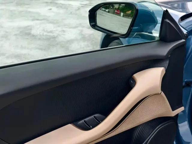 Nio ET5 Touring — Фото автомобиля 6