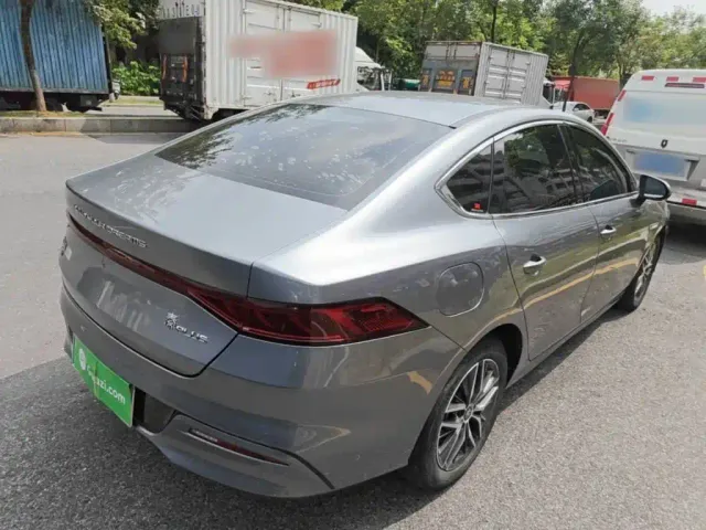 BYD Qin PLUS — Фото автомобиля 6