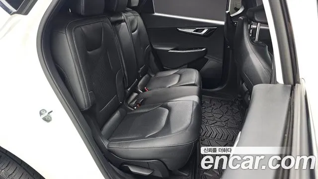 Kia EV6 — Фото автомобиля 28