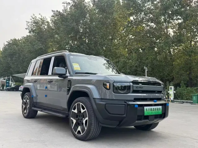 Фотография автомобиля — iCAR V27