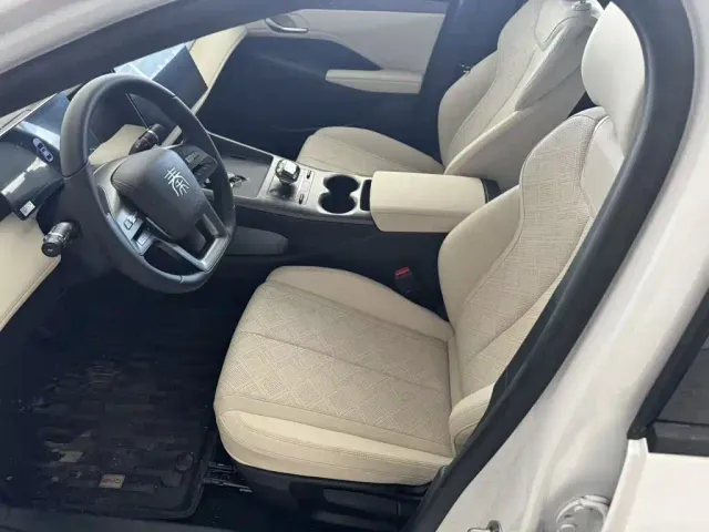 BYD Qin PLUS — Фото автомобиля 14