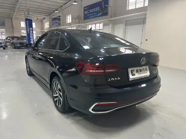 Volkswagen Lavida — Фото автомобиля 6