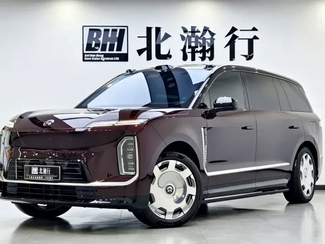 Фотография автомобиля — Nio ES9