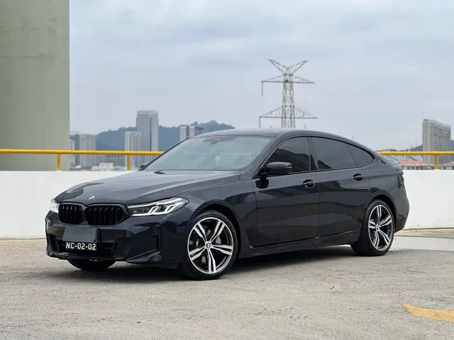 Фотография автомобиля — BMW 6 Series Gran Turismo