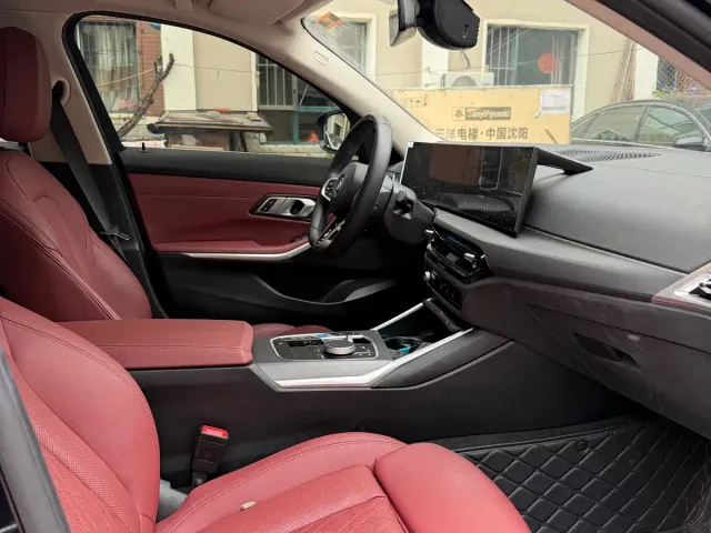 BMW i3 — Фото автомобиля 7