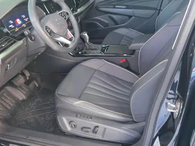 Volkswagen Passat — Фото автомобиля 9