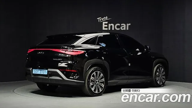 BYD Sealion 7 — Фото автомобиля 2