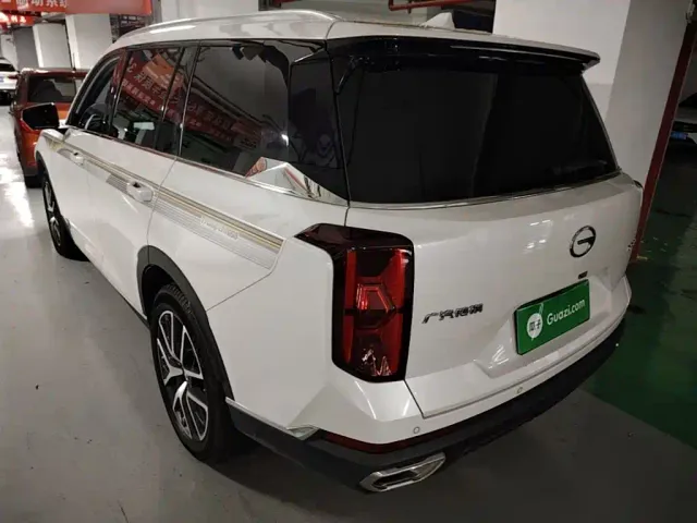 GAC Trumpchi GS8 — Фото автомобиля 4