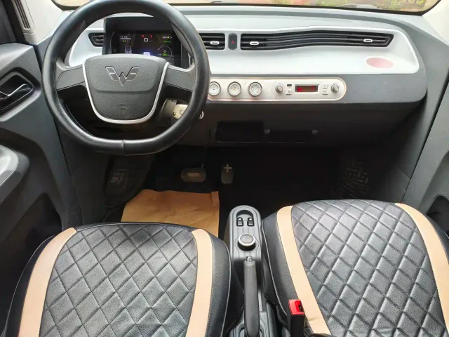 Wuling Hongguang Mini EV — Фото автомобиля 11