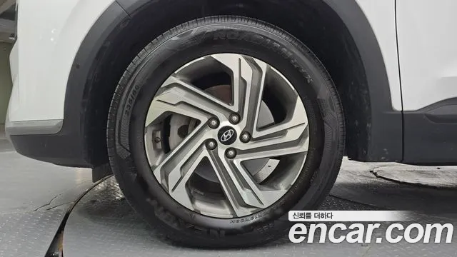 Hyundai Santa Fe New — Фото автомобиля 5