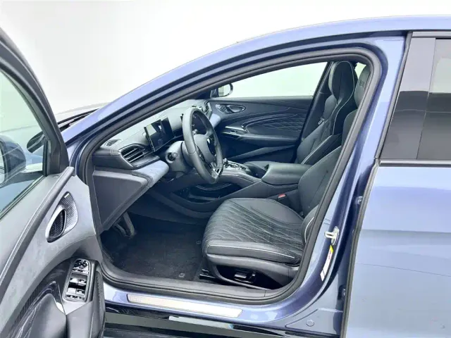 BYD Seal — Фото автомобиля 9