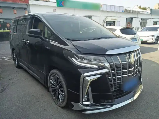 Toyota Vellfire — Фото автомобиля 21