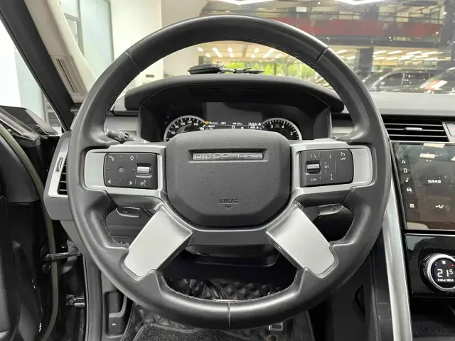 Land Rover Discovery — Фото автомобиля 16