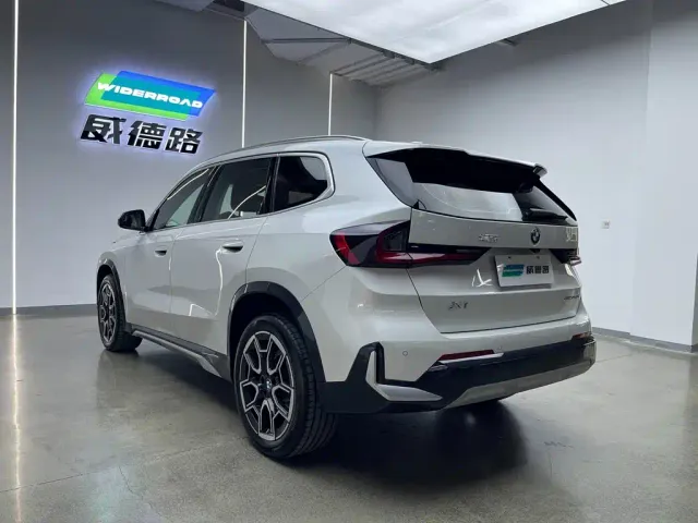 BMW X1 — Фото автомобиля 7