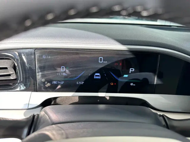 Geely Starry Wish — Фото автомобиля 11