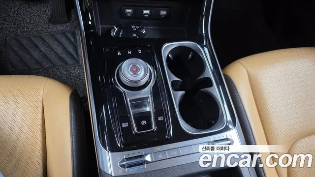 Kia Canival Carnival 4 поколение Бензин 9 мест Signature — Фото автомобиля 8