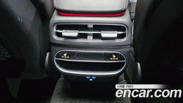 Genesis GV70 2.5T Бензин AWD — Фото автомобиля 27