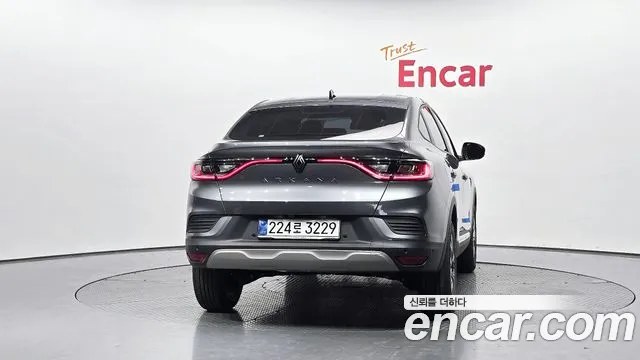 Renault-KoreaSamsung Arkana Arkana 1.6 GTe Iconic — Фото автомобиля 4