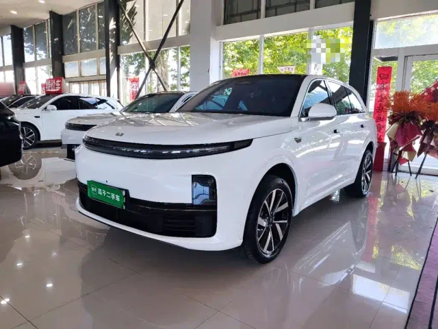 Фотография автомобиля — Li Auto L7