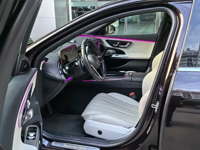 Mercedes-Benz E-Class — Фото автомобиля 3