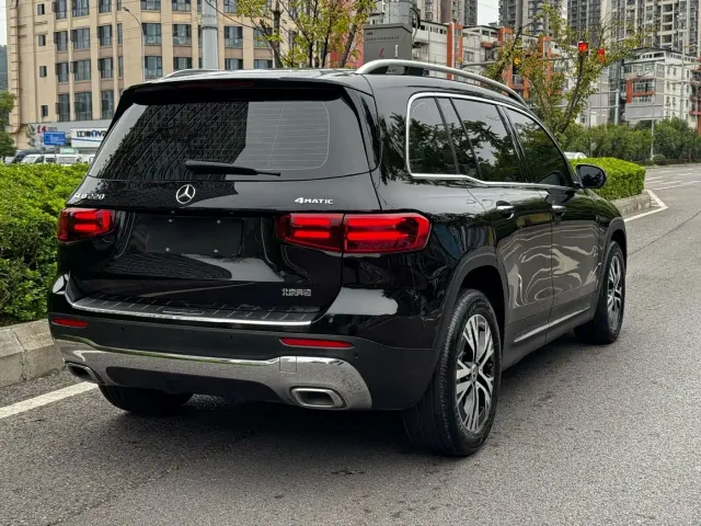 Mercedes-Benz GLB-Class — Фото автомобиля 25