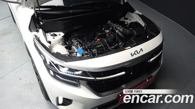 Kia Seltos Бензин 1.6 турбо 2WD — Фото автомобиля 6