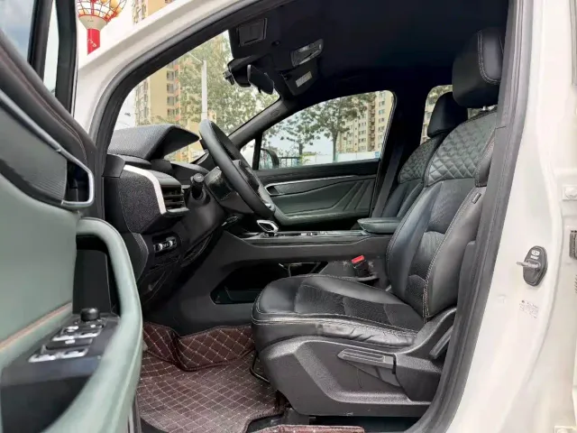 Geely Haoyue L — Фото автомобиля 4