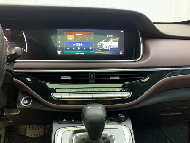 GAC Trumpchi M6 — Фото автомобиля 15
