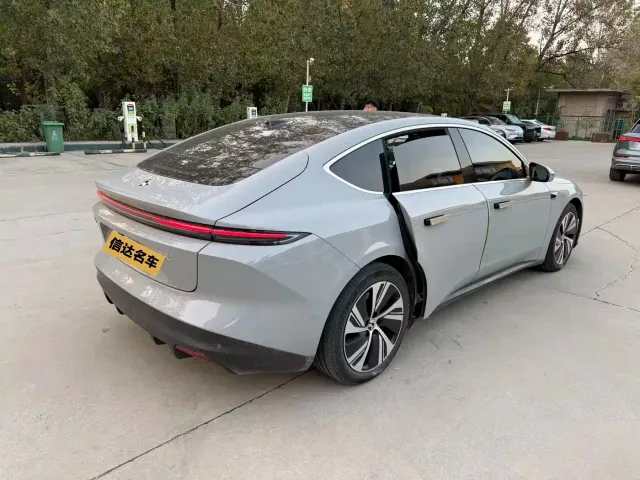 Nio ET5 — Фото автомобиля 10