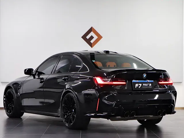 BMW M3 — Фото автомобиля 4