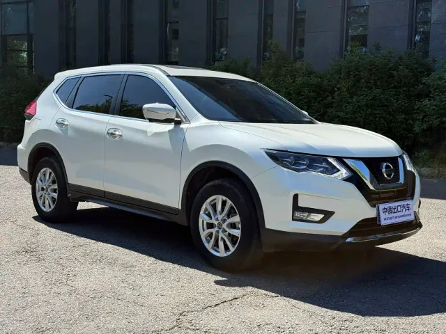 Nissan X-Trail — Фото автомобиля 3