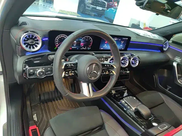 Mercedes-Benz A-Class — Фото автомобиля 9